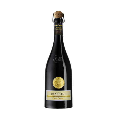 Bottle of Vigneto Cialdini Lambrusco Grasparossa di Castelvetro DOC sparkling red wine from Italy, 75cl, 11% ABV.