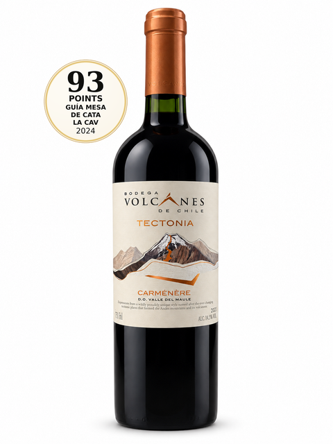 Volcanes Tectonia Carmenere 2021 Dry Red Wine 750ml 14.5% (Chile). Front bottle with 93/100 Guía Mesa de Cata LA CAV 2024 score badge.
