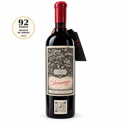 Douscana Sangiovese Touriga 2020 Dry Red Wine 750ml 14.5%. Front bottle with 92/100 Revista de Vinhos 2023 score badge.