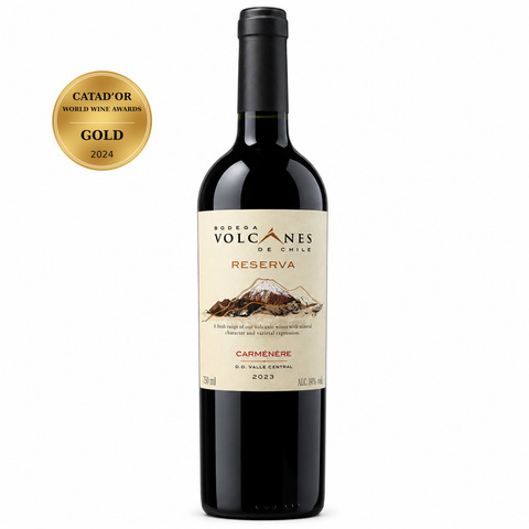 Volcanes Reserva Carmenere 2023 Dry Red wine 750ml 14% (Chile); front bottle with Gold · Catad’Or World Wine Awards · 2024 medal badge.