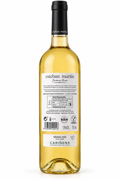 Bottle of Esteban Martin Chardonnay Macabeo 2022 Dry white wine with 13% alcohol from Spain