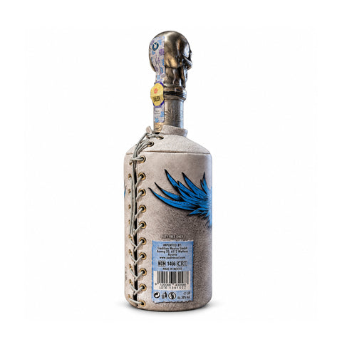 Padre Azul Blanco Tequila 1L 38%, rear view of beige laced sleeve and skull stopper | Padre Azul Blanco ტეკილა 1 ლ 38%, უკანა ხედი