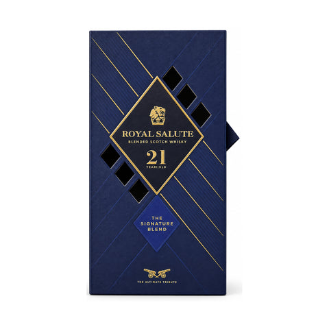 Royal Salute 21 Signature Blend whisky closed presentation box 700ml