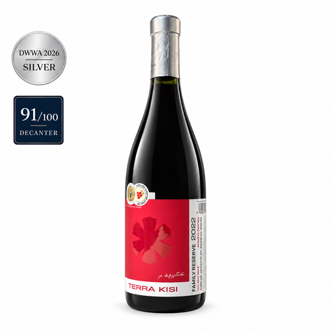 Terra Kisi Family Reserve 2022 dry red wine front bottle, Decanter Silver 2026 and 91/100 / ტერა ქისი საოჯახო რეზერვი 2022 წითელი მშრალი ღვინო, წინა მხარე, Decanter ვერცხლი და 91/100